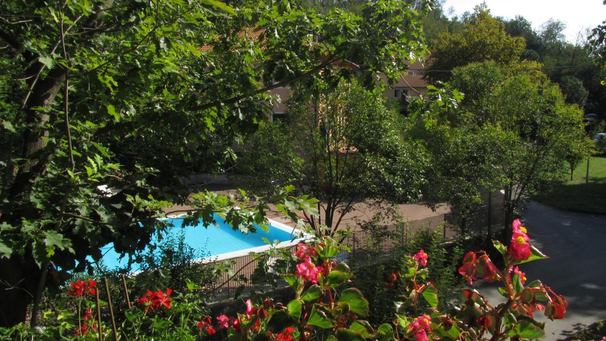 Hotel La Pineta Cogoleto Eksteriør billede